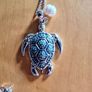 Turtle necklace